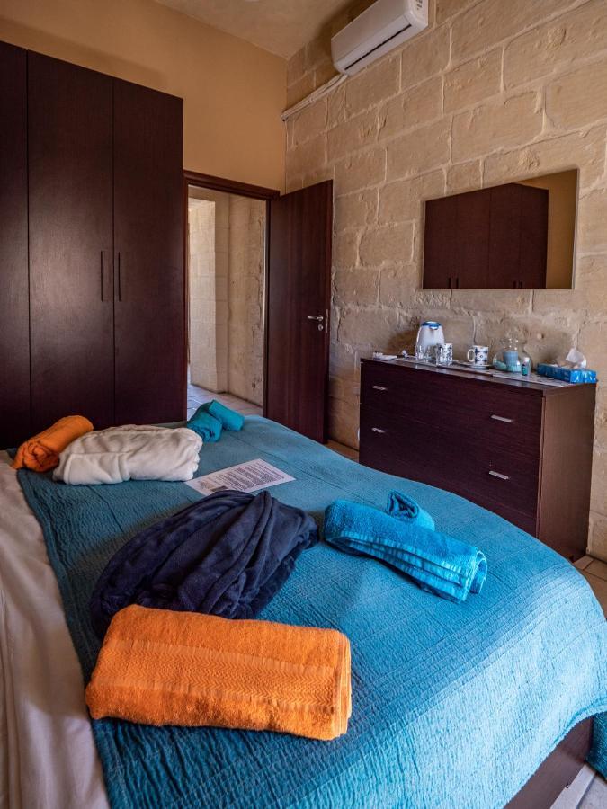 250 Yo Tal-Bambinu Boutique Farmhouse Xagħra エクステリア 写真