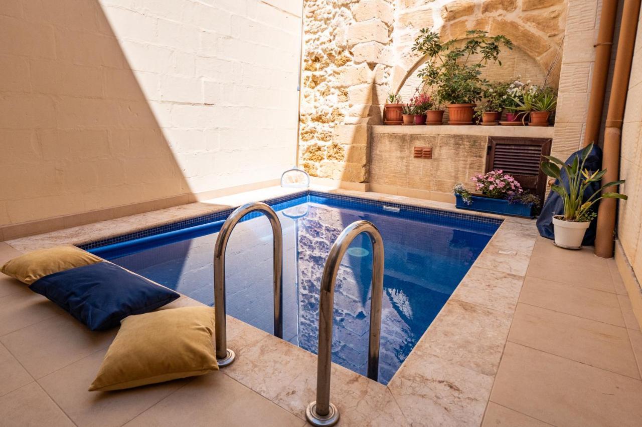 250 Yo Tal-Bambinu Boutique Farmhouse Xagħra エクステリア 写真